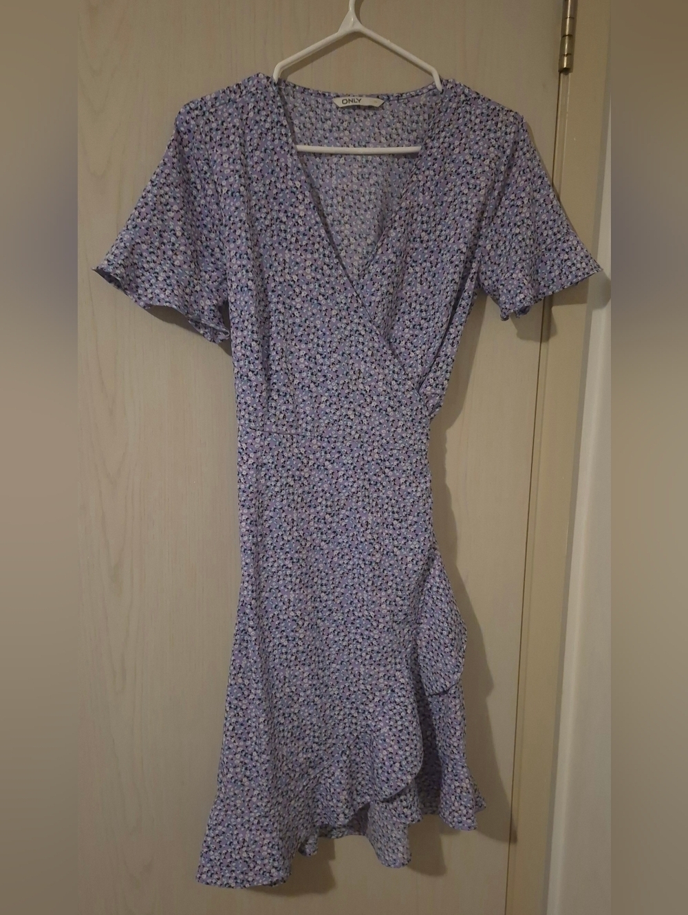 ONLY Olivia Lilac Floral Wrap Dress (Size 36/ US 4/ Small)